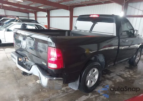 2010 Dodge Ram 1500 Slt/Sport/Trx z USA, uszkodzony, nr VIN 3D7JB1EP9AG110008